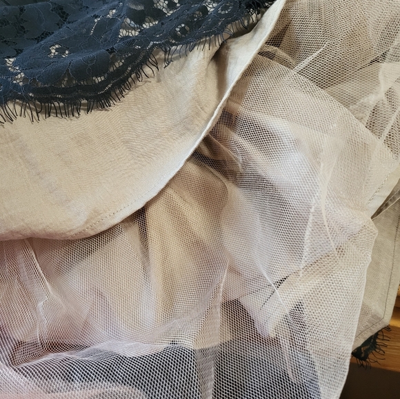 Neiman Marcus black over cream mini dress  women's 4   #2370 - Picture 3 of 10